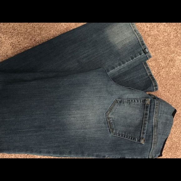 Maternity pants - Picture 2 of 3